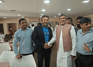 Social Cause 2 right-img